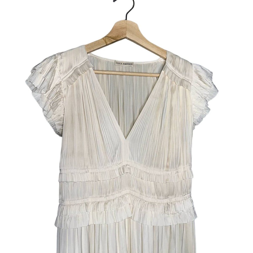 Ulla Johnson Jolee Plisse Satin Midi Dress in Ivory Size 6 Pleated Cream Gown